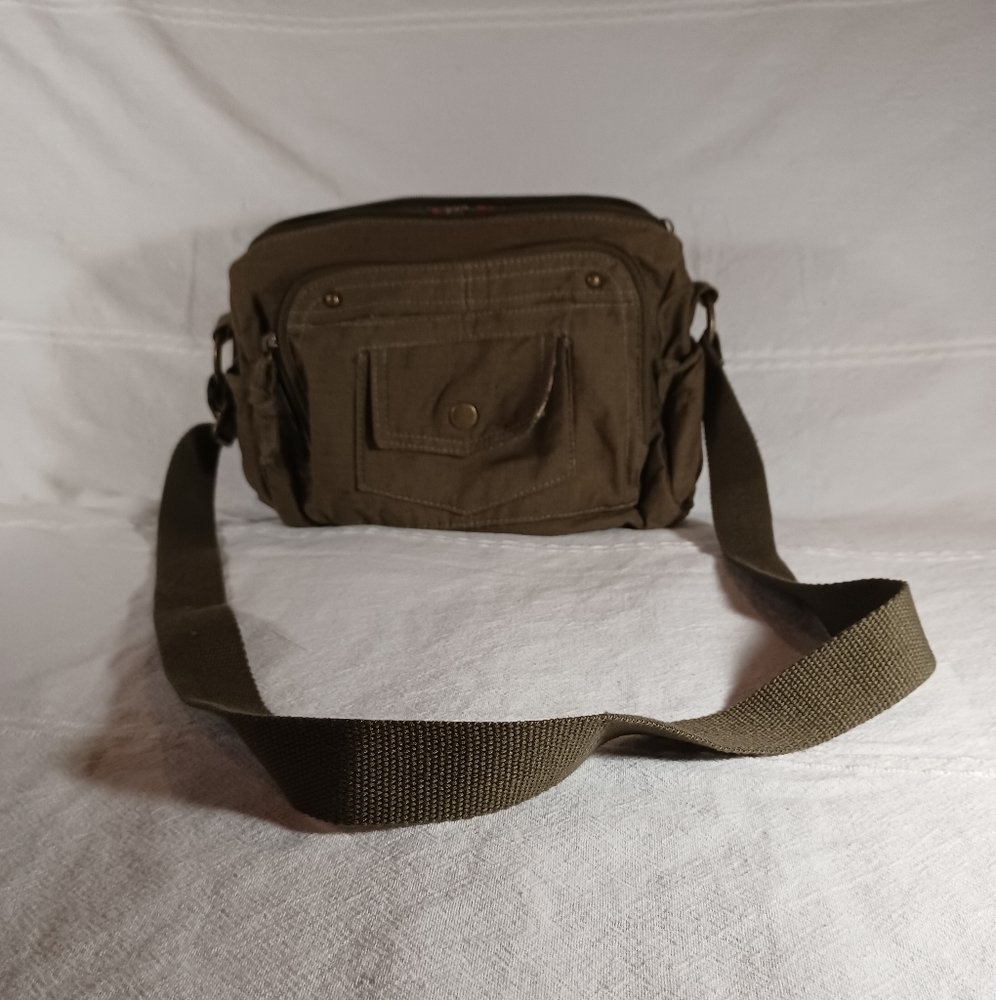 OD Green Purse with flower liner